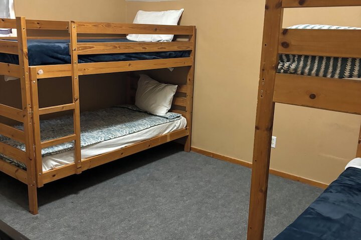 Room 60 of 227