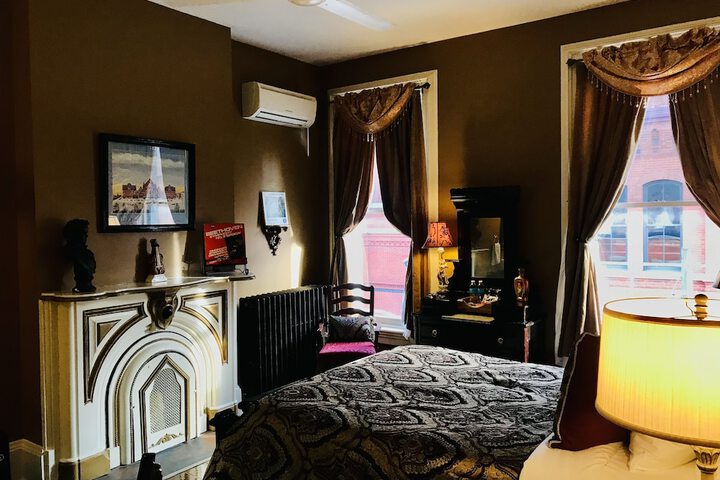 Room 10 of 95