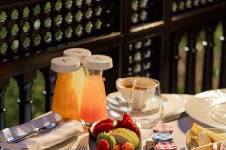 Breakfast/Coffee Service 70 of 80