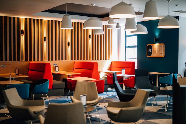 Hotel 70 of 76