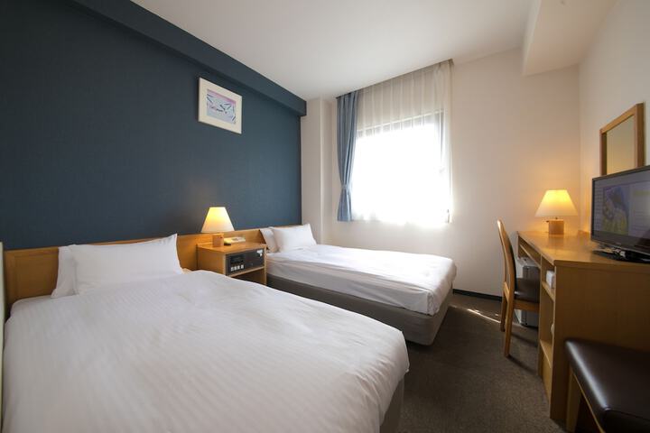 Room 10 of 44