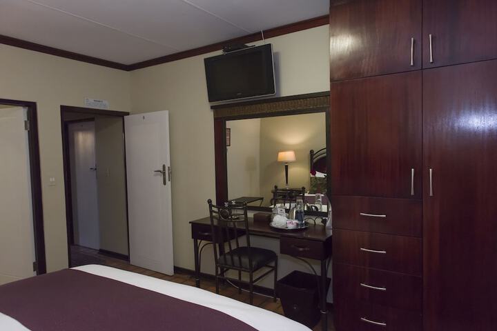 Room 14 of 45