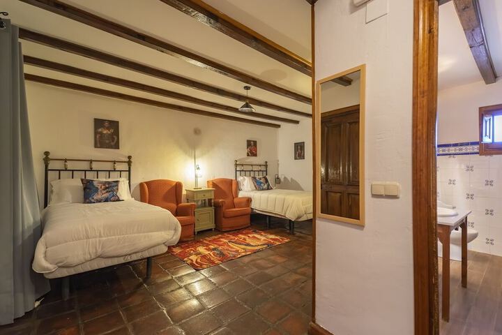 Room 14 of 51