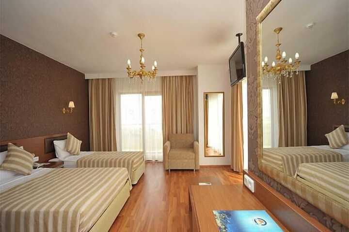 Room 6 of 29