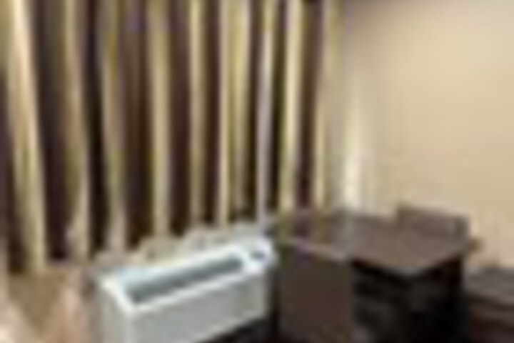 Room 74 of 126