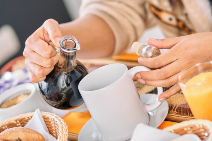 Breakfast/Coffee Service 61 of 82