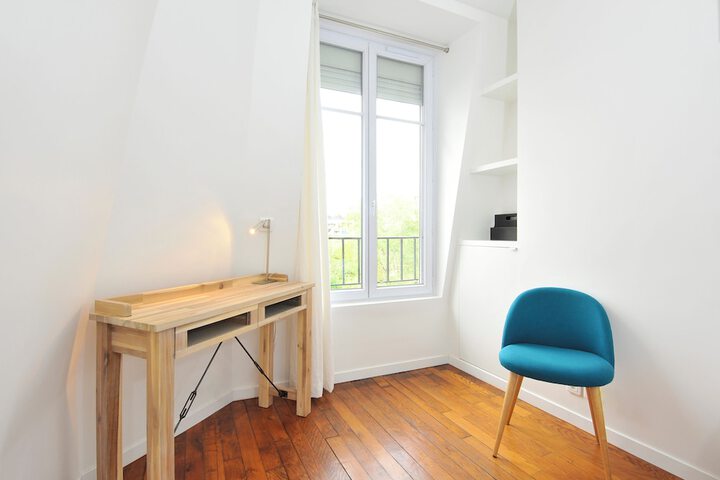 Room 3 of 15