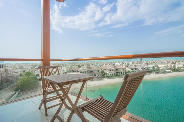 Sea View Studio Apt. You Deserve in Palm Views East Palm Jumeirah #422