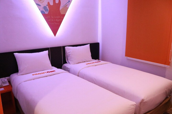 Room 6 of 22