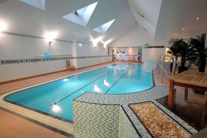 Pool 37 of 90