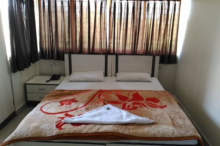 Room 14 of 30