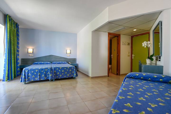 Room 29 of 149