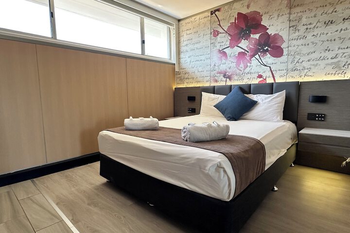 Room 7 of 50