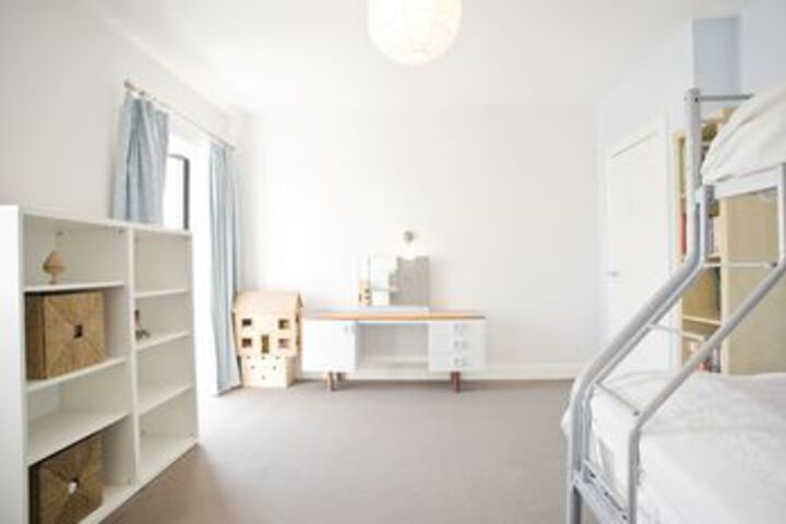 Room 14 of 30