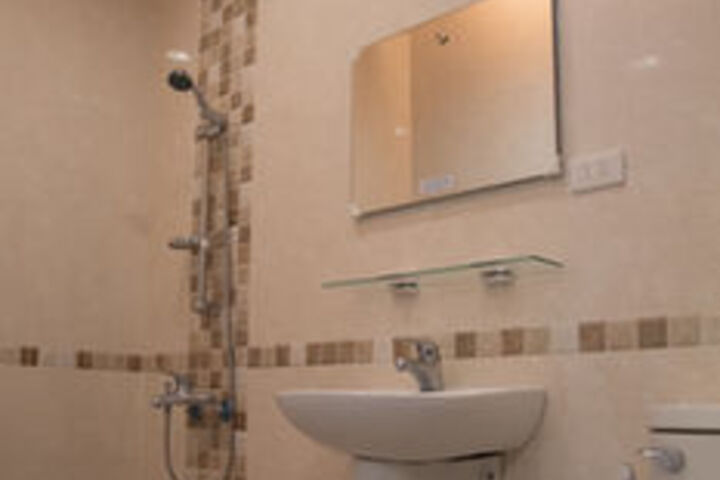 Room 7 of 23