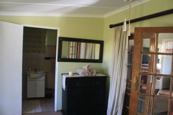 Room 12 of 27