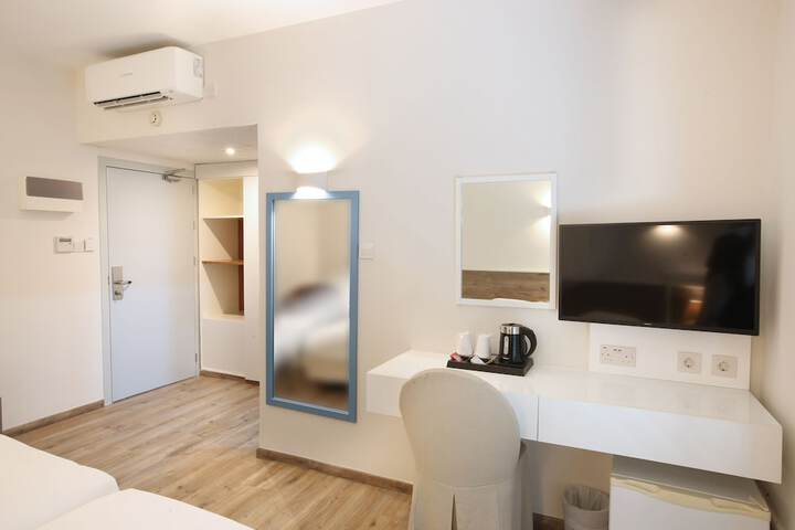 Room 21 of 75