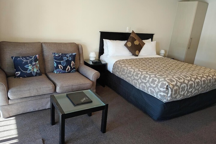 Room 19 of 52