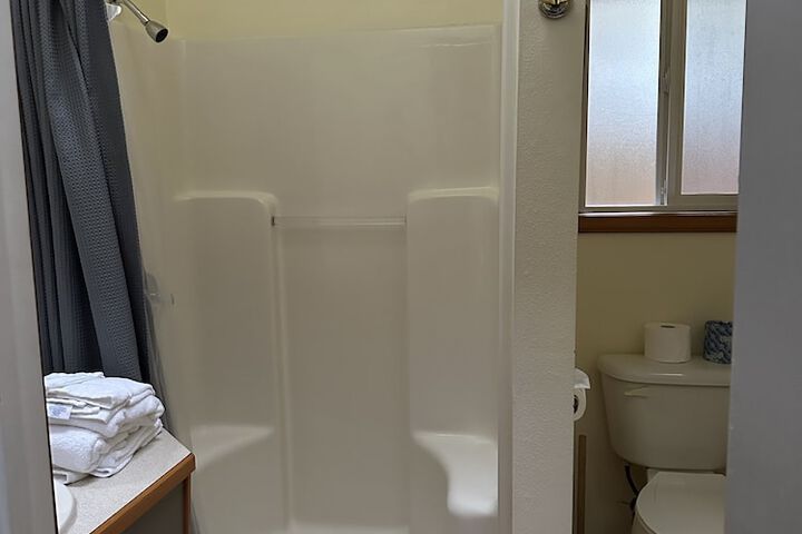 Room 60 of 83