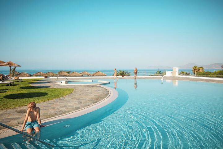 Pool 34 of 107