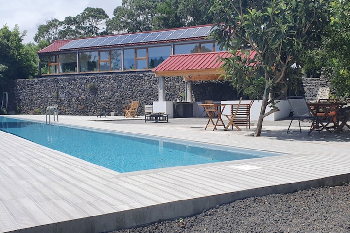 Pool 39 of 70