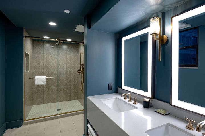 Bathroom shower