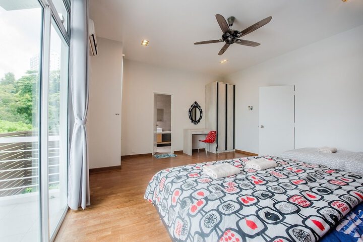 Room 8 of 54