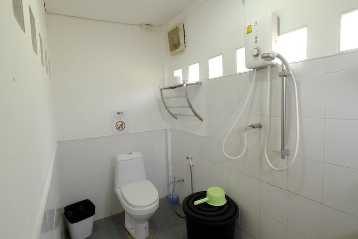 Room 13 of 22