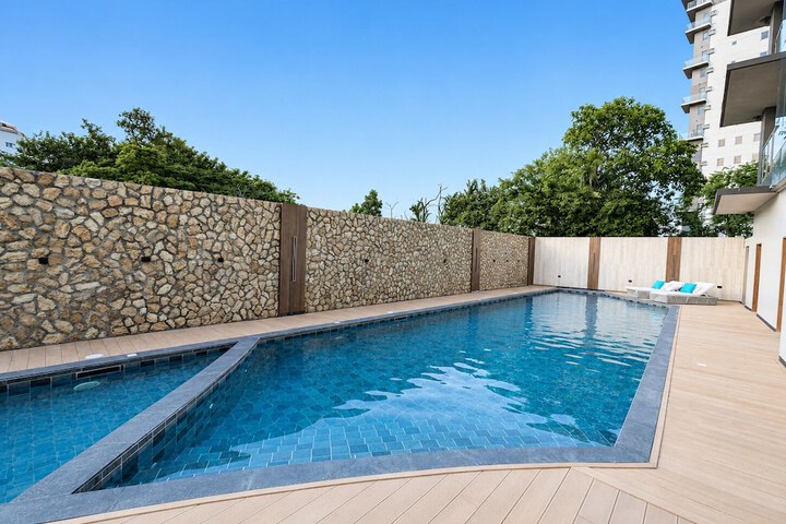 Pool 49 of 59