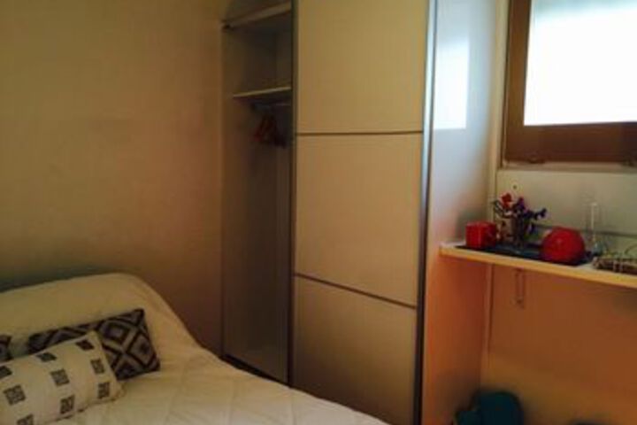 Room 121 of 309