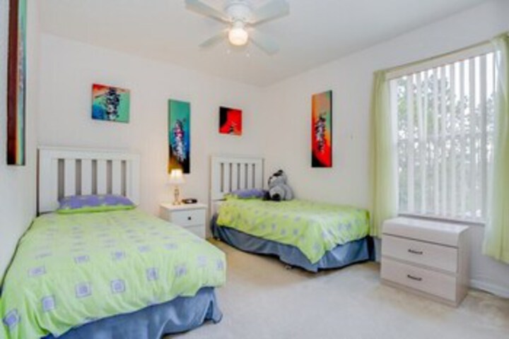 Room 39 of 48