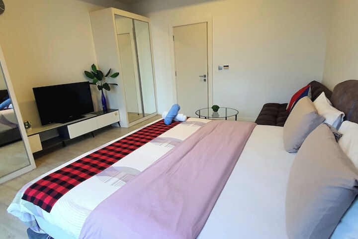 Room 74 of 226