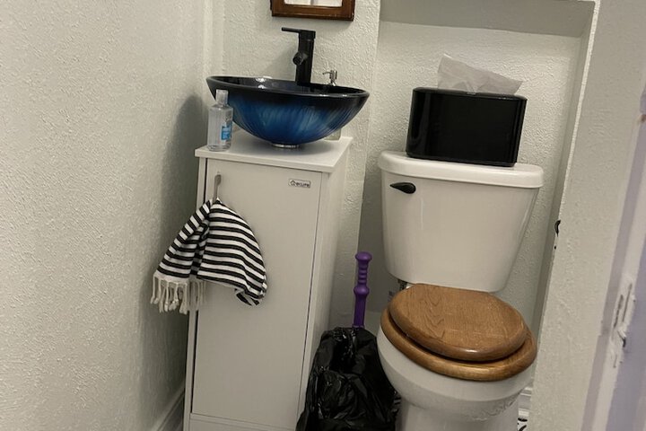 Room 81 of 99