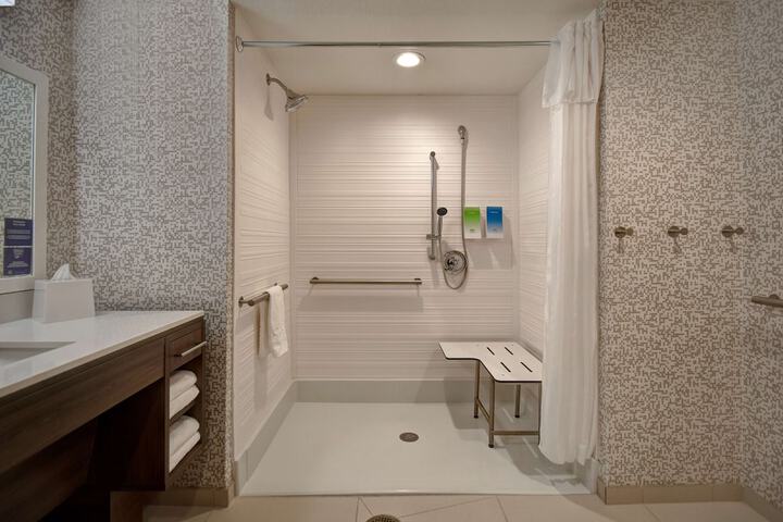Bathroom shower
