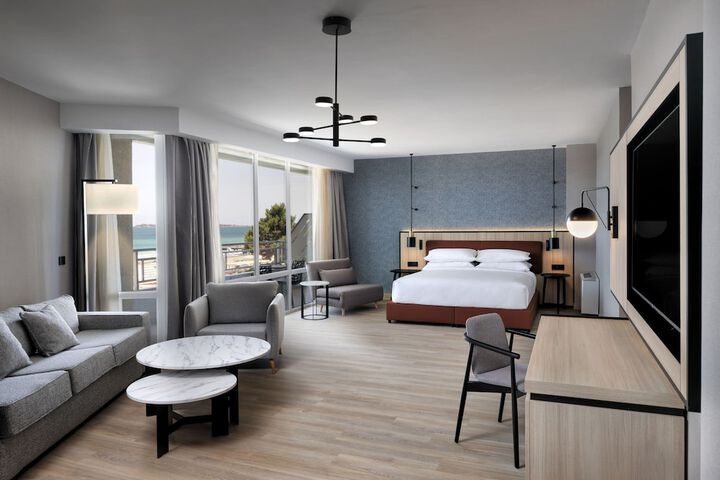 Room 20 of 83