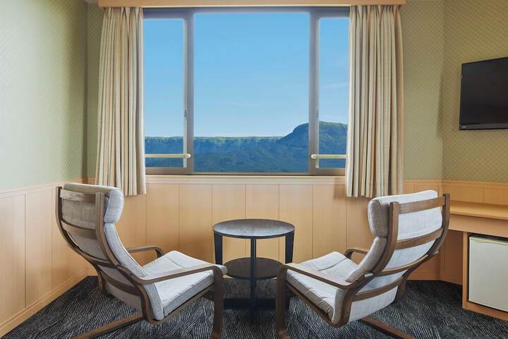 Room 25 of 120