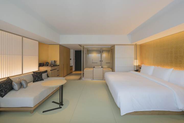 Room 45 of 134