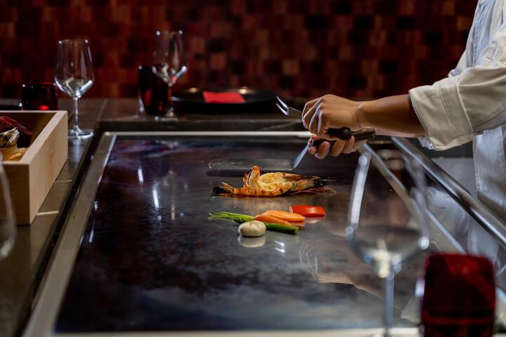 Dining 29 of 53