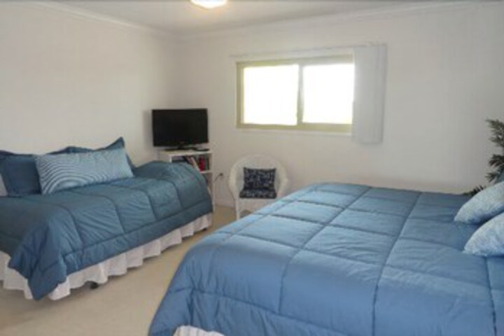 Room 16 of 21
