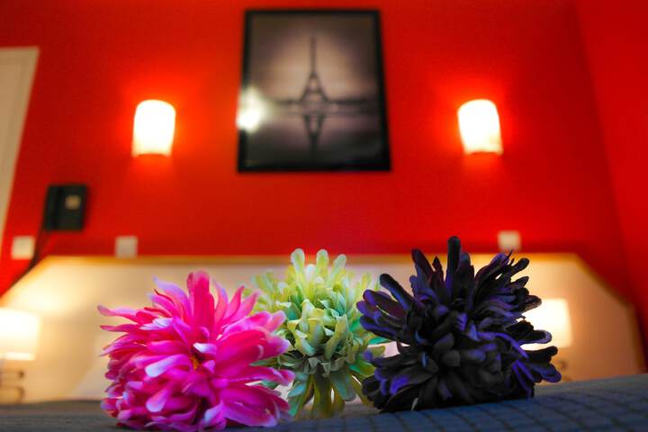 Room 14 of 40