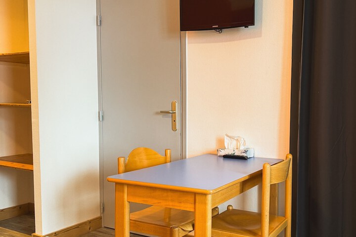 Room 49 of 115