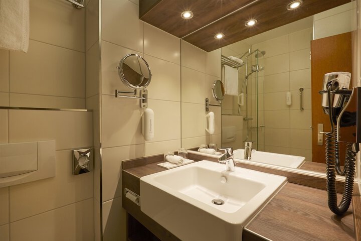 Clean Restrooms