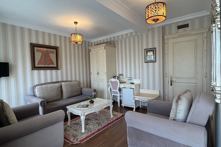 Room 20 of 53