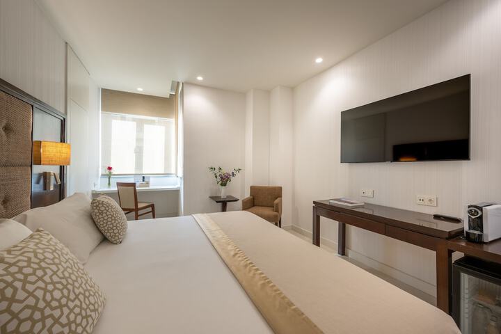 Room 36 of 158