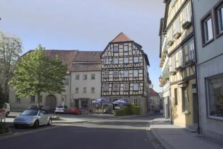 HOTEL BAYERISCHER HOF