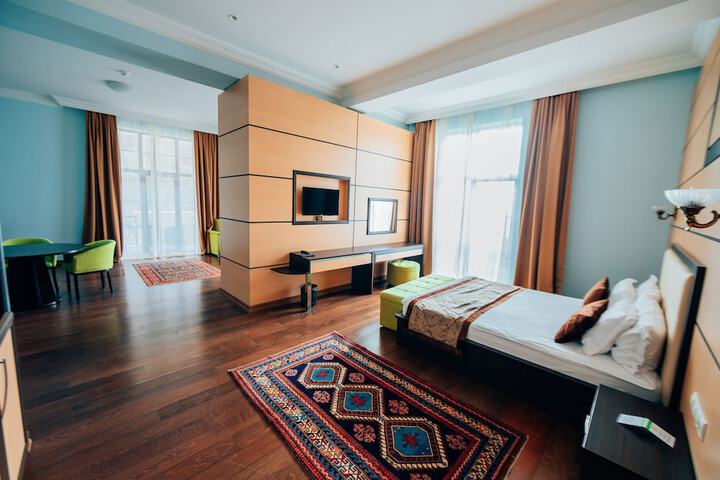 Room 34 of 160