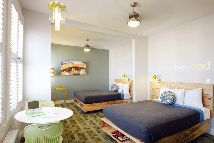 Courtyard Executive 2 Double Beds (4 of 12)