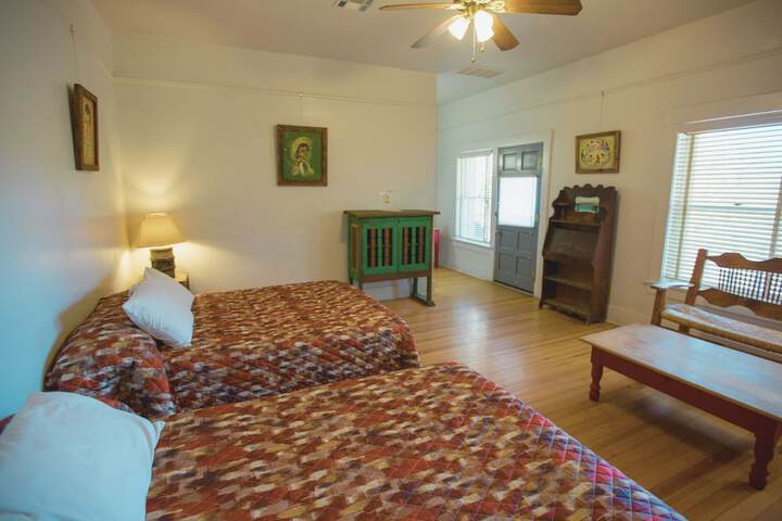 Room 22 of 45