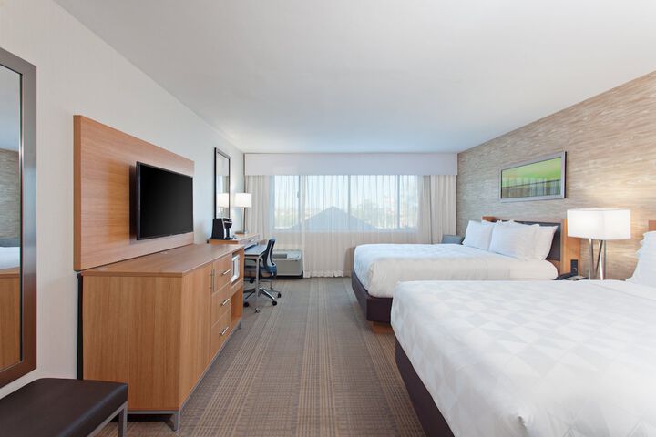 Room 7 of 28