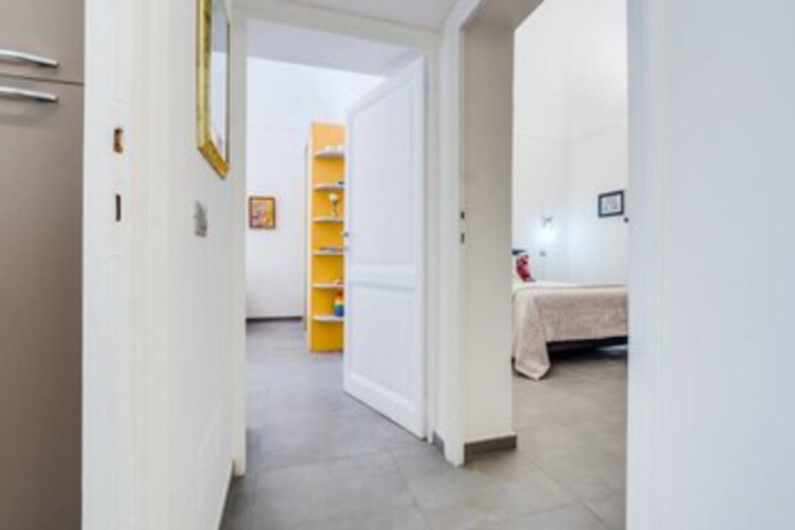 Room 9 of 21